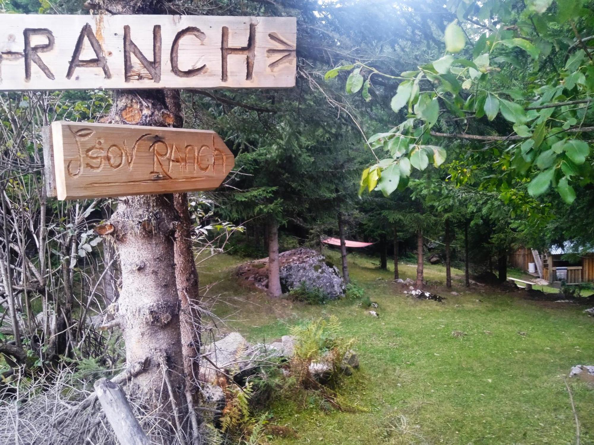 Isov Ranch Villa พลาฟ ภายนอก รูปภาพ